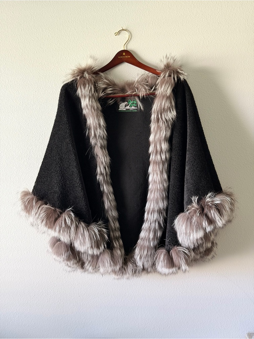 Vintage David Green Anchorage Alaska Real Fur Trim Cape / Poncho